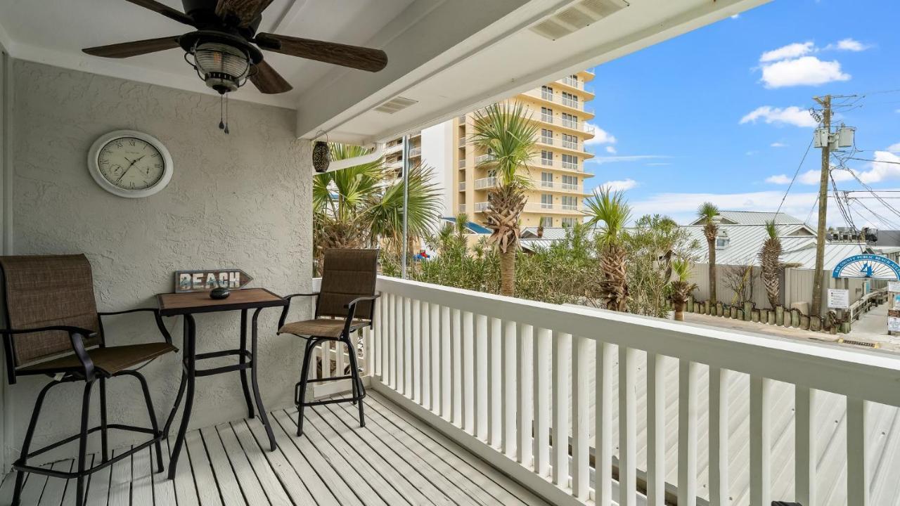 Pet Friendly Townhome With Gulf Views And Hot Tub Right Across From Beach And Schooners Panama City Beach Exterior photo